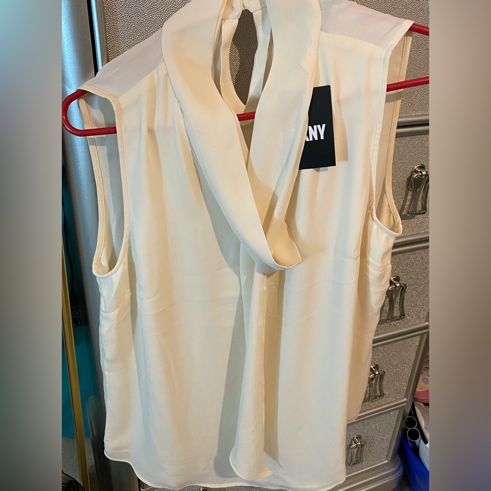 DKNY Sleeveless Off White Blouse